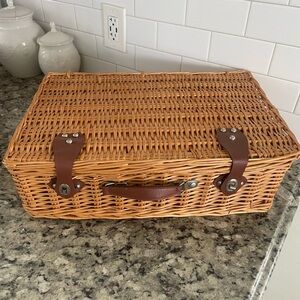Wicker Picnic Basket with Leather Straps